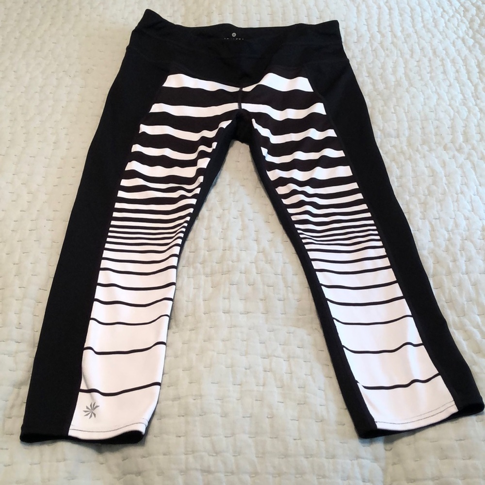 Athleta size medium Athletic pants